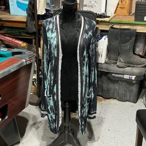 Gimmicks by BKE Blue and Black Tie-Dye Cardigan